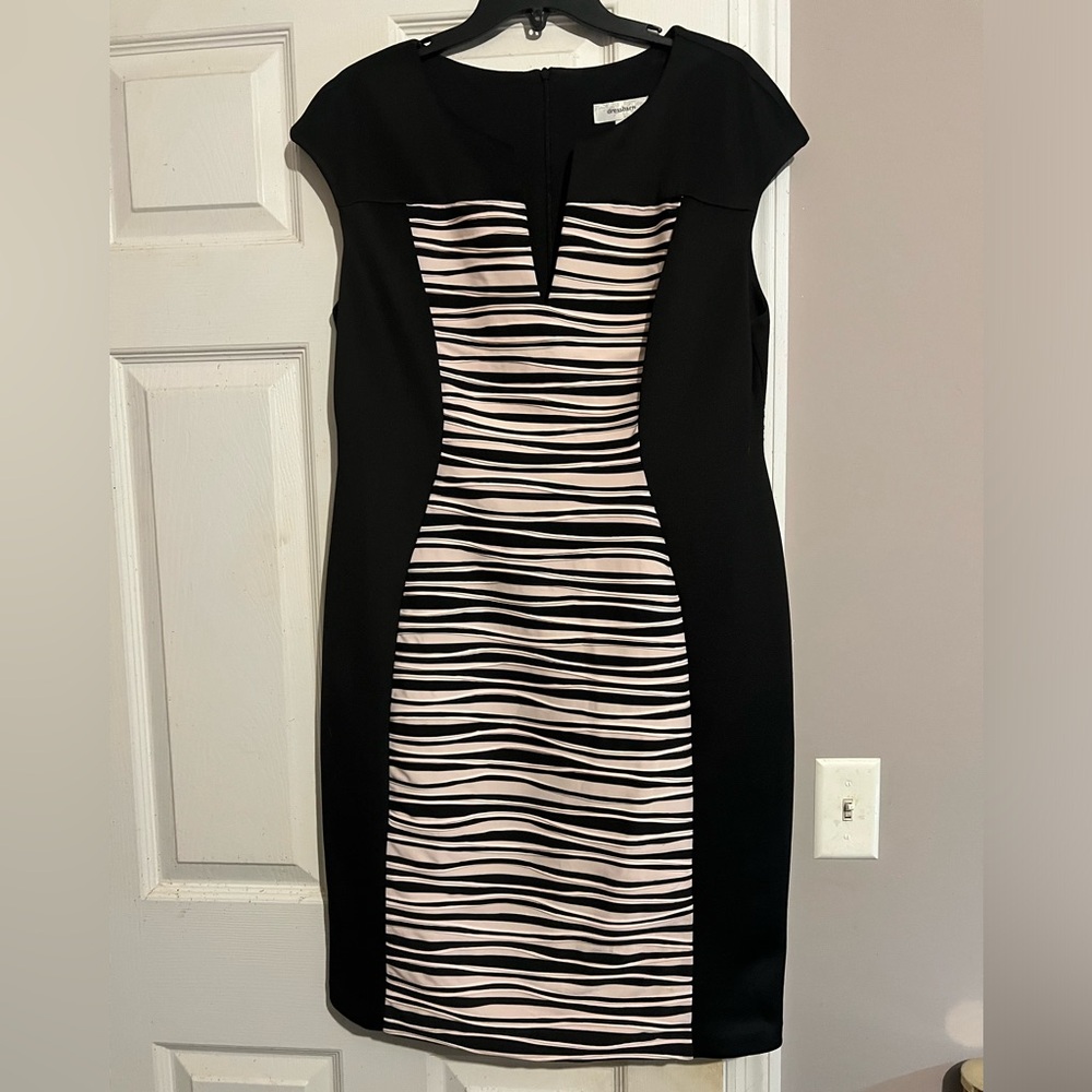Dress barn size 16 dress.